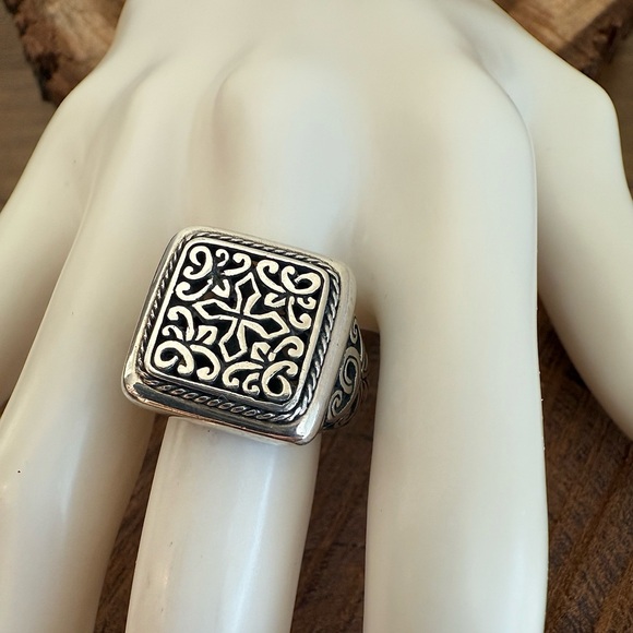 Indonesia Bali Square Scroll Sterling Silver Ring - Picture 7 of 8